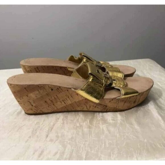 Nine West Sz 9 Gold Platform Sandals - Picture 4 of 5